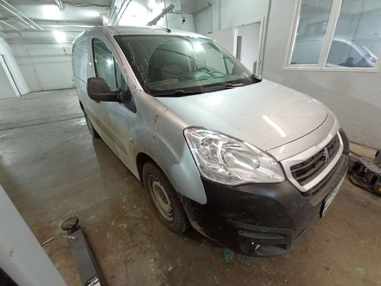 Peugeot Partner 2021 года, 81 803 км - вид 2