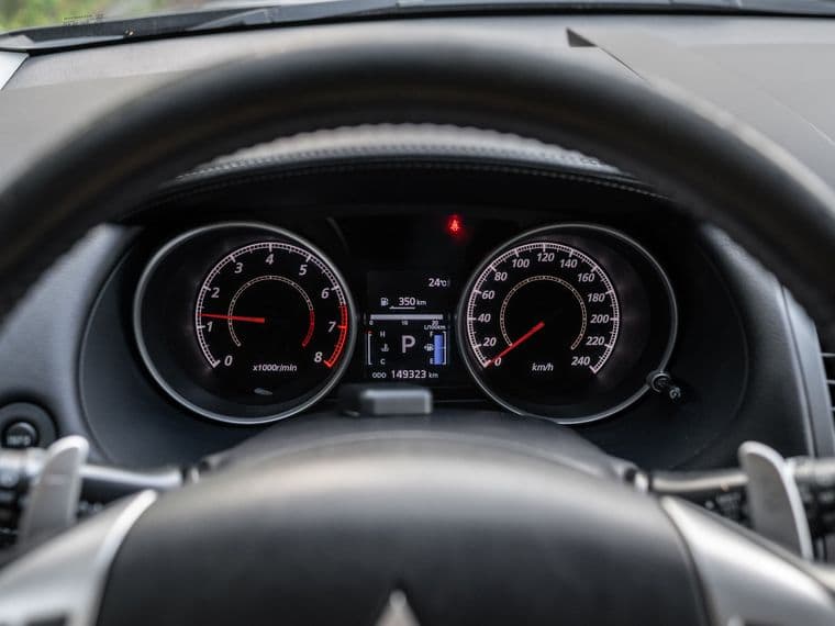 Mitsubishi Outlander, 2011 - вид 4