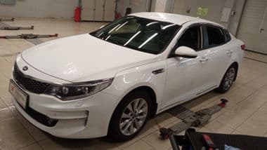 Kia Optima 2018 года, 148 754 км - вид 1