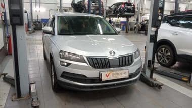 Skoda Karoq 2021 года, 92 000 км - вид 2