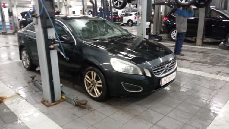 Volvo S60, 2012 - вид 1