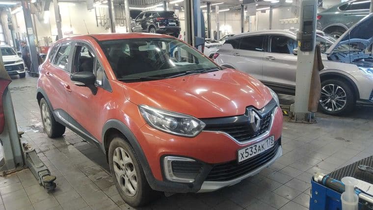 Renault Kaptur 2016 года, 142 504 км | VIN 40827 - вид 2