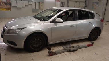 Chevrolet Cruze 2012 года, 259 481 км | VIN 82600 - вид 2
