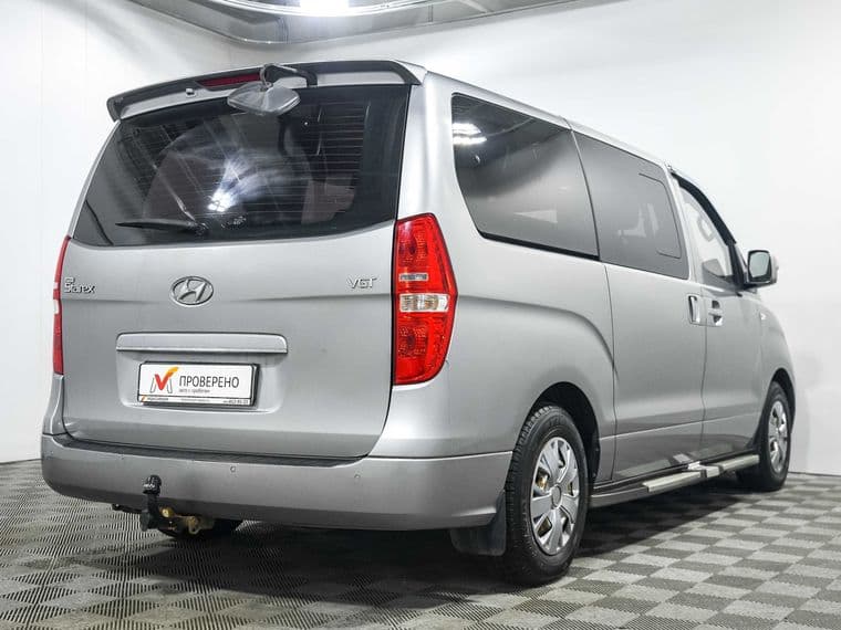 Hyundai Grand Starex, 2015 - вид 3