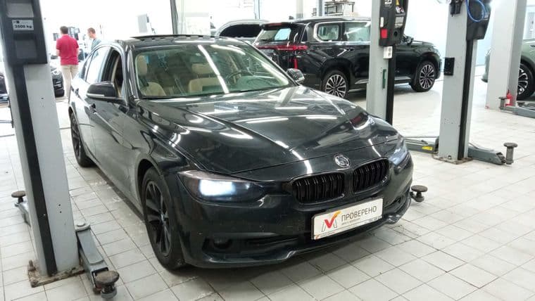 BMW 3 серия 2017 года, 156 929 км - вид 2