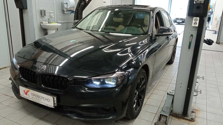 BMW 3 серия 2017 года, 156 929 км - вид 1