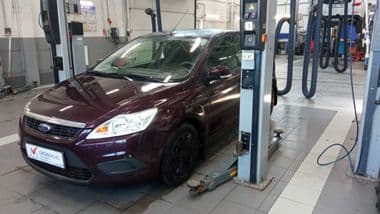 Ford Focus 2010 года, 132 552 км - вид 1