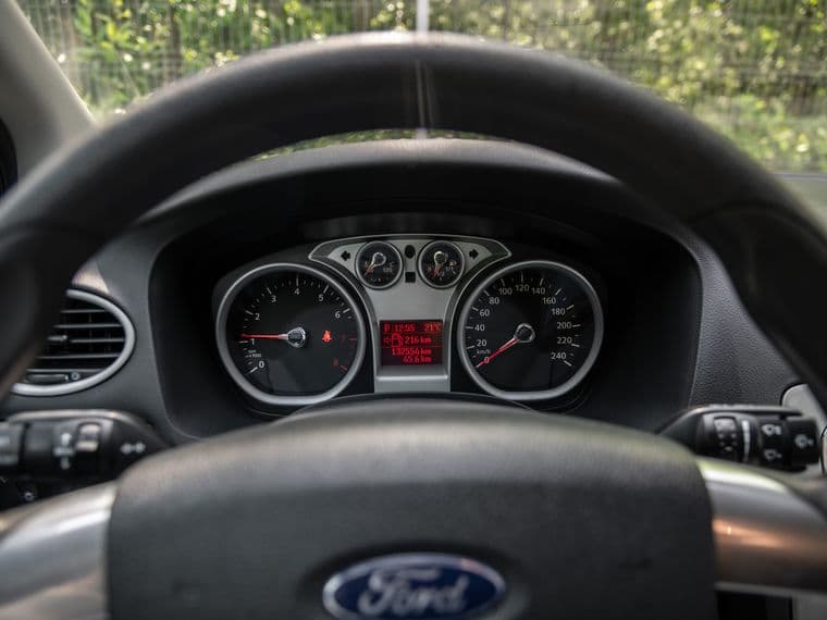 Ford Focus, 2010 - вид 4
