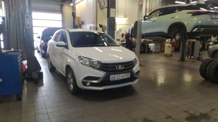 ВАЗ (LADA) XRAY 2017 года, 85 728 км - вид 2