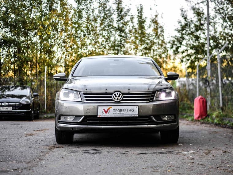 Volkswagen Passat, 2012 - вид 2