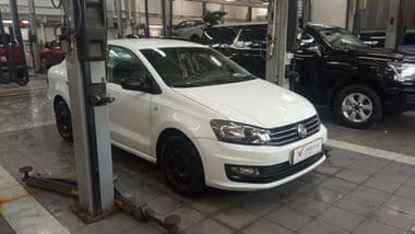 Volkswagen Polo 2017 года, 199 032 км - вид 2