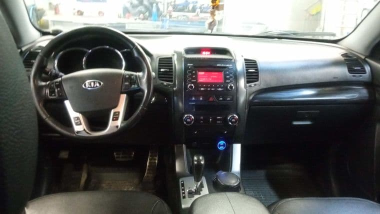 KIA Sorento, 2011 - вид 4