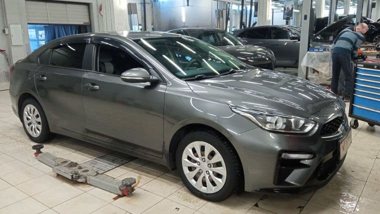 KIA Cerato 2019 года, 78 190 км - вид 2