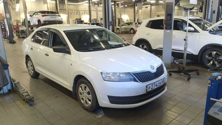 Skoda Rapid 2017 года, 314 703 км - вид 2