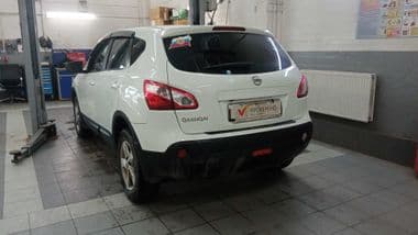 Nissan Qashqai 2010 года, 251 555 км - вид 2