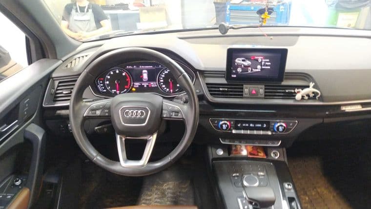 Audi Q5, 2019 - вид 4