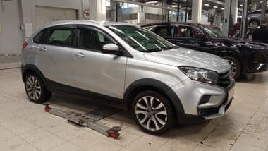 ВАЗ (LADA) XRAY Cross 2021 года, 81 458 км - вид 2