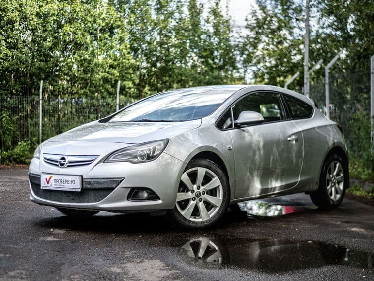 Opel Astra GTC, 2012