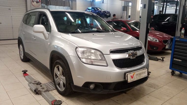 Chevrolet Orlando 2012 года, 180 000 км - вид 2