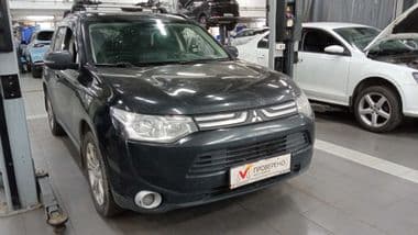 Mitsubishi Outlander 2013 года, 211 718 км - вид 2