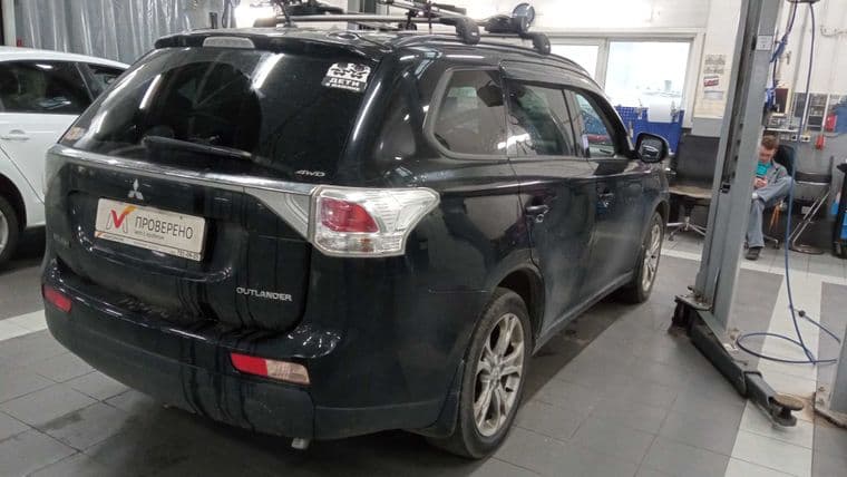 Mitsubishi Outlander, 2013 - вид 2
