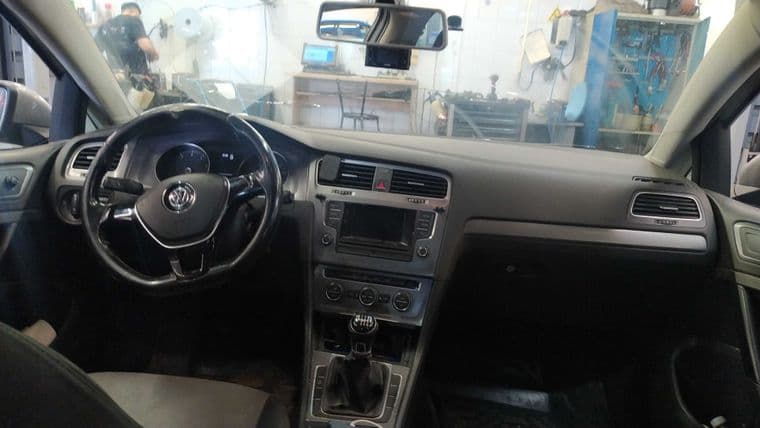 Volkswagen Golf, 2013 - вид 4
