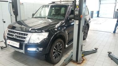 Mitsubishi Pajero 2019 года, 162 417 км - вид 1