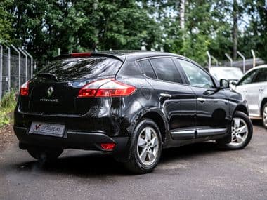 Renault Megane 2010 года, 280 000 км - вид 2