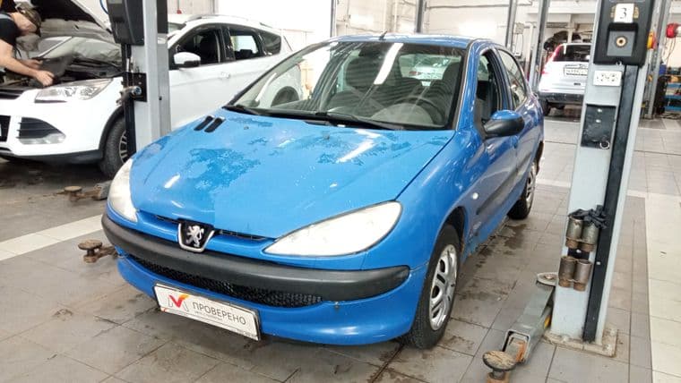 Peugeot 206, 2003