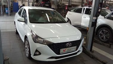 Hyundai Solaris 2020 года, 63 348 км - вид 2