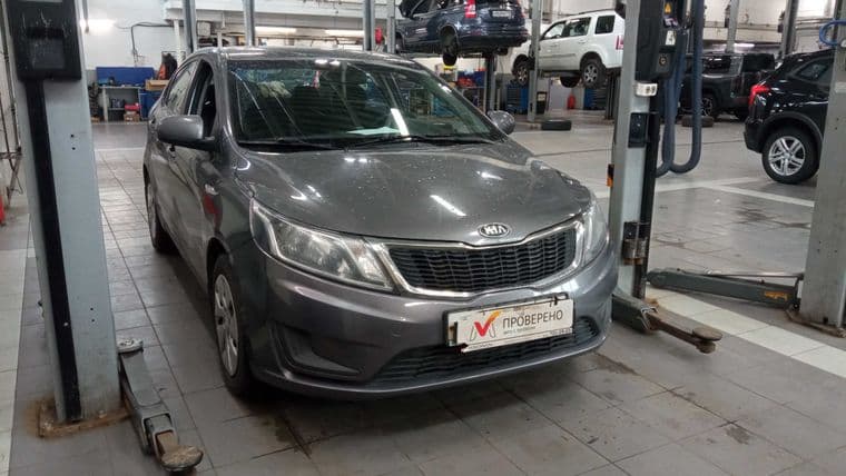 KIA Rio 2013 года, 52 227 км - вид 2