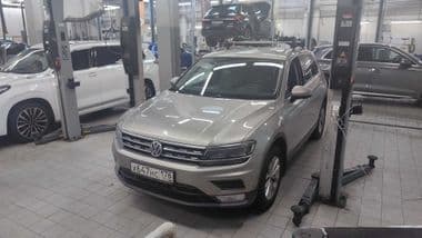 Volkswagen Tiguan 2017 года, 172 676 км | VIN 09901 - вид 1
