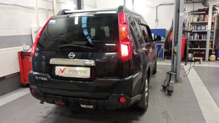 Nissan X-Trail, 2010 - вид 2