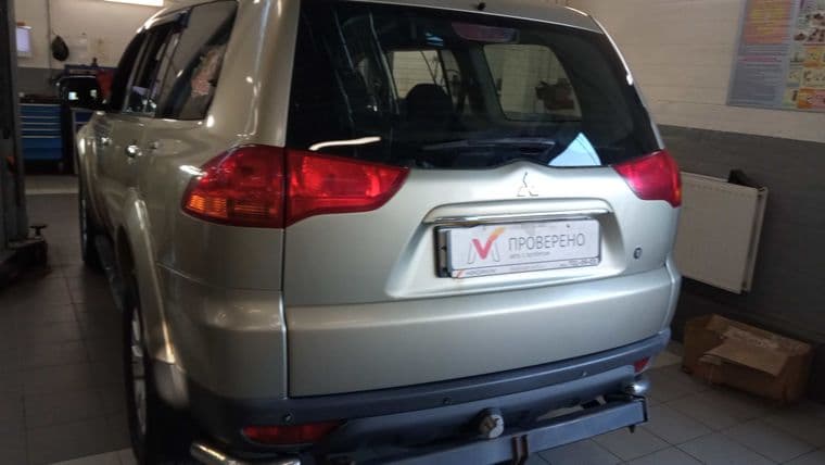 Mitsubishi Pajero Sport, 2008 - вид 3