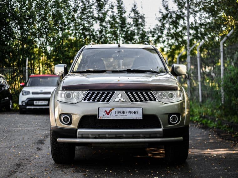 Mitsubishi Pajero Sport, 2008 - вид 2