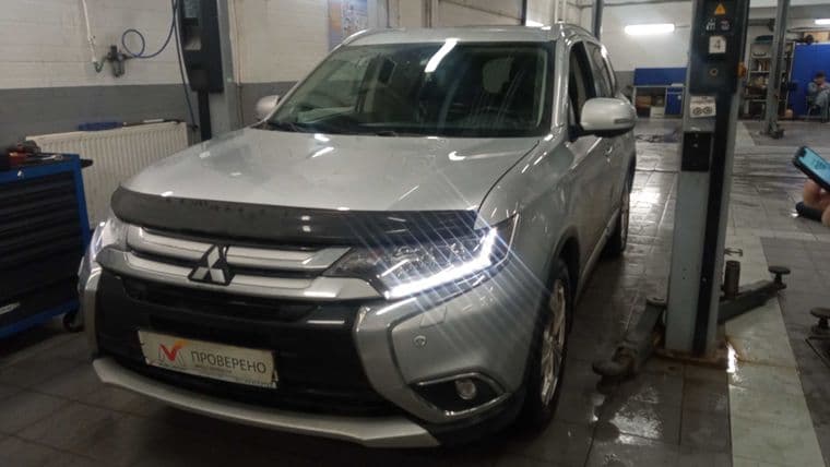Mitsubishi Outlander, 2018