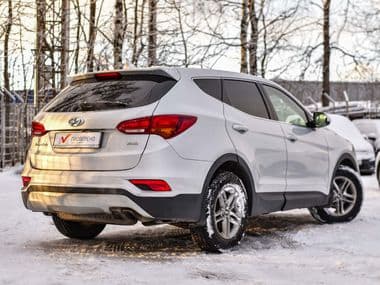 Hyundai Santa Fe 2017 года, 197 000 км - вид 2