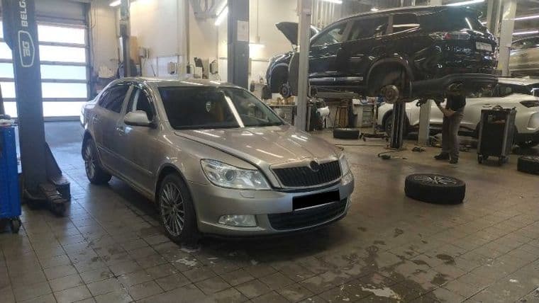Skoda Octavia 2011 года, 202 500 км - вид 2