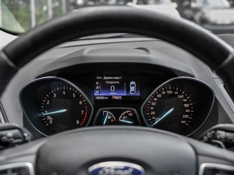 Ford Kuga, 2018 - вид 4