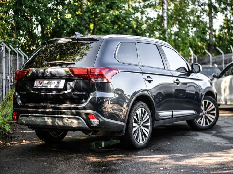 Mitsubishi Outlander, 2019 - вид 1