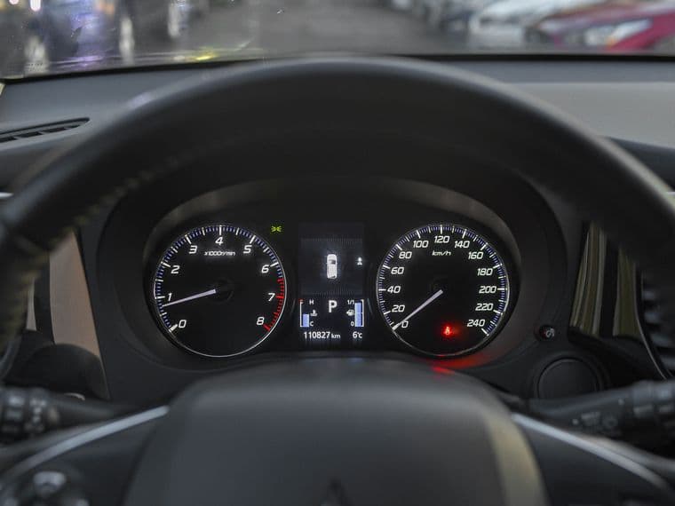 Mitsubishi Outlander, 2021 - вид 4