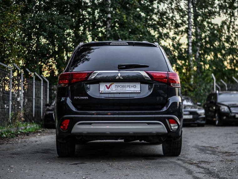 Mitsubishi Outlander, 2021 - вид 3