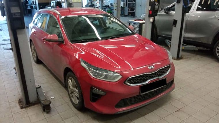 KIA Ceed 2020 года, 66 049 км - вид 2