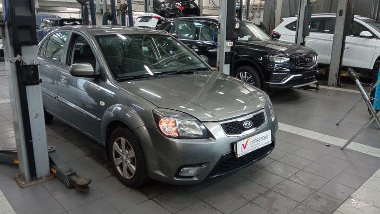 KIA Rio 2010 года, 85 094 км - вид 2