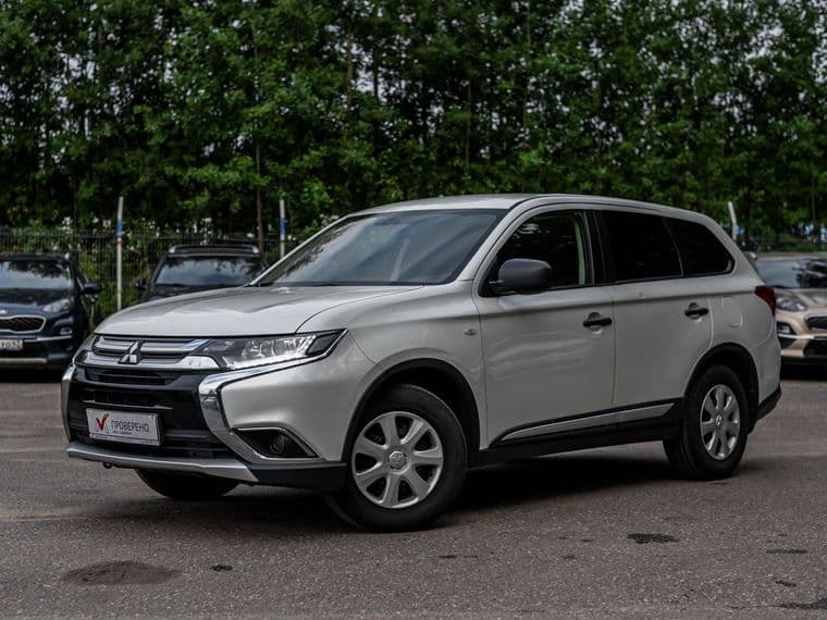 Mitsubishi Outlander 2017 года, 151 508 км - вид 1