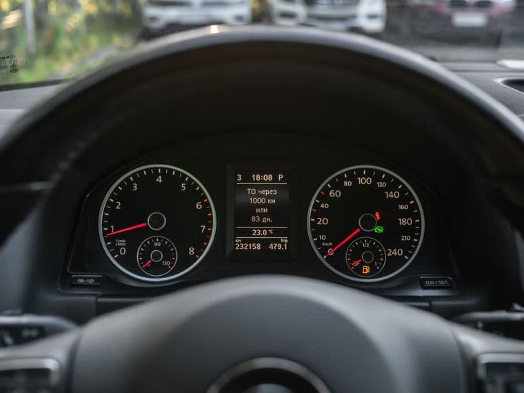 Volkswagen Tiguan, 2012 - вид 4