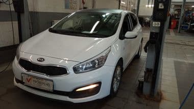 KIA Ceed 2018 года, 126 887 км - вид 1