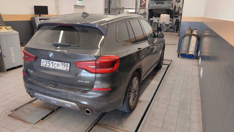 BMW X3 2020 года, 127 894 км - вид 2