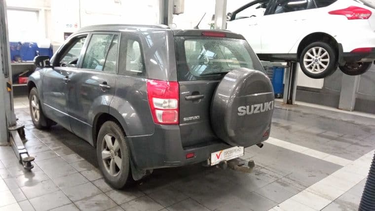 Suzuki Grand Vitara, 2011 - вид 3