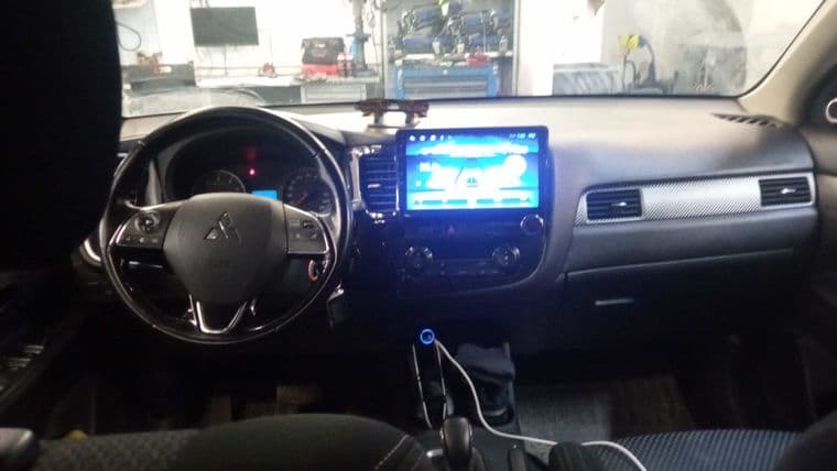 Mitsubishi Outlander, 2016 - вид 4